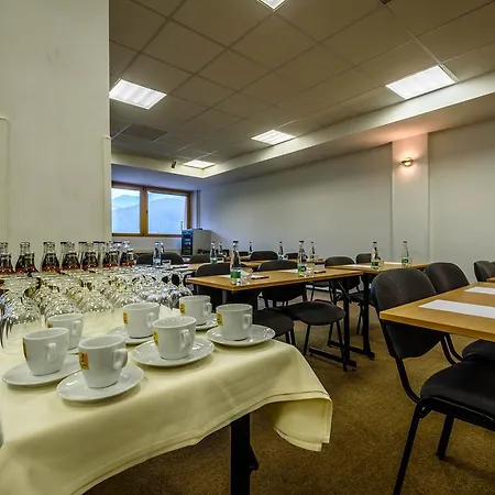 Hotel Boboty 3*