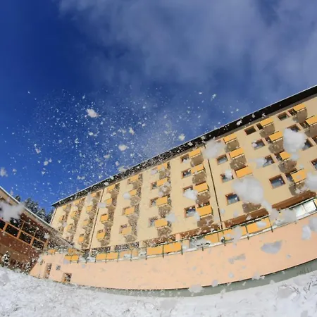 Hotel Boboty 3*